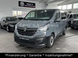 Städtisches grau Gebraucht 2019 Renault Trafic Komfort Van | 19.800 €