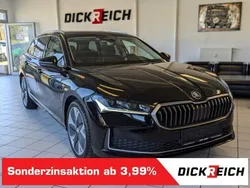 Ebony schwarz metallic Gebraucht 2024 Skoda Superb Kombi | 38.980 € (Superpreis)