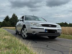 Silber Gebraucht 2001 Ford Mondeo Limousine | 1.000 € (Fairer Preis)