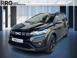 Schwarz Gebraucht 2024 Dacia Jogger Extreme Limousine | 20.989 € (Fairer Preis)