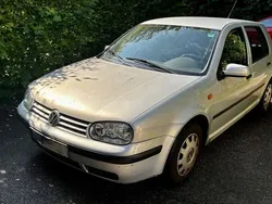 Silber Gebraucht 1998 VW Golf IV Basis Limousine | 600 € (Guter Preis)