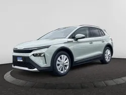 Grün Neu 2025 Skoda Elroq Tour SUV | 32.990 € (Guter Preis)