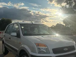 Silber Gebraucht 2005 Ford Fusion SUV | 2.290 € (Fairer Preis)