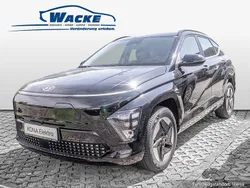 Farbe: schwarz Gebraucht 2024 Hyundai Kona Advantage SUV | 29.970 € (Fairer Preis)