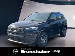 Schwarz Neu 2025 Jeep Compass Summit SUV | 38.049 € (Guter Preis)