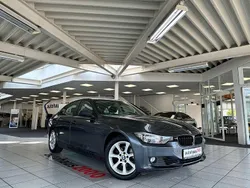 Grau Gebraucht 2012 BMW 320 Comfort Edition Limousine | 13.950 € (Fairer Preis)