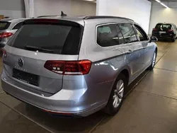 Grau Gebraucht 2020 VW Passat Business Kombi | 18.999 € (Fairer Preis)