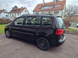 Schwarz Gebraucht 2012 VW Touran Van / Kleinbus | 6.300 € (Fairer Preis)