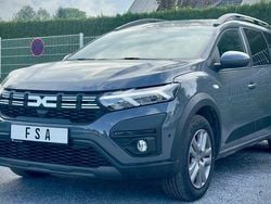 Grau Gebraucht 2024 Dacia Jogger Expression Limousine | 19.000 € (Guter Preis)