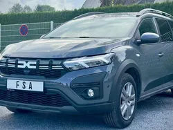 Grau Gebraucht 2024 Dacia Jogger Expression Limousine | 19.000 € (Guter Preis)