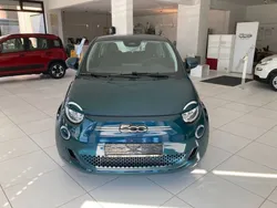 Grün Neu 2024 Fiat 500e | 25.900 € (Superpreis)