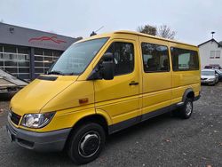 Gelb Gebraucht 2003 Mercedes 416 Van | 12.500 €
