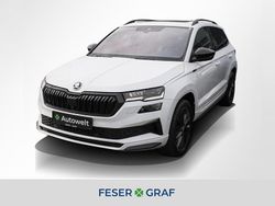 Moonweiß perleffekt Gebraucht 2023 Skoda Karoq SportLine SUV | 25.880 € (Fairer Preis)