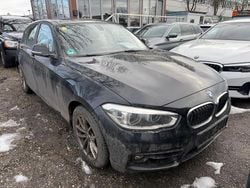 Schwarz Gebraucht 2017 BMW 118 Sport Line Kleinwagen | 9.990 € (Superpreis)