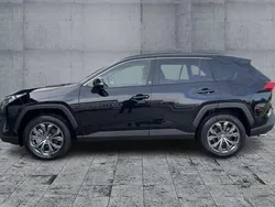 Schwarz Gebraucht 2024 Toyota RAV4 Hybrid Team SUV | 39.500 € (Fairer Preis)