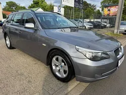 Grau Gebraucht 2010 BMW 520 Advantage Kombi | 7.499 € (Guter Preis)