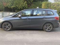 Grau Gebraucht 2022 BMW 220 Gran Tourer Sport Line Van / Kleinbus | 26.300 € (Fairer Preis)