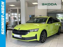 Grün Gebraucht 2024 Skoda Octavia SportLine Limousine | 36.690 € (Teuer)