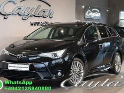 Schwarz Gebraucht 2016 Toyota Avensis Executive Kombi | 14.950 € (Fairer Preis)