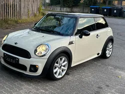 Weiß Gebraucht 2008 Mini Cooper Kleinwagen | 4.200 €