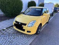 Gelb Gebraucht 2006 Suzuki Swift Kleinwagen | 2.200 € (Fairer Preis)