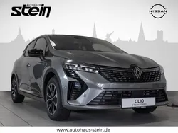 Grau Gebraucht 2024 Renault Clio V Techno Limousine | 23.990 € (Etwas zu teuer)