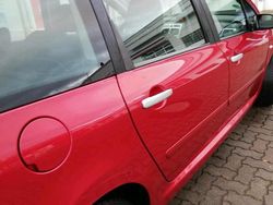 Rot Gebraucht 2007 Peugeot 307 Kombi | 1.800 €