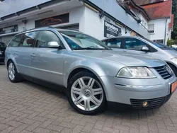 Grau Gebraucht 2001 VW Passat Kombi | 1.199 € (Guter Preis)
