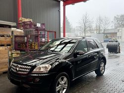 Schwarz Gebraucht 2006 Mercedes ML280 SUV | 6.500 € (Teuer)