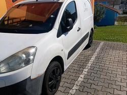 Weiß Gebraucht 2008 Peugeot Partner Van | 2.000 € (Teuer)