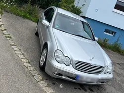 Silber Gebraucht 2001 Mercedes C240 Limousine | 4.700 € (Teuer)