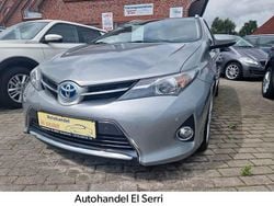 Silber Gebraucht 2013 Toyota Auris Touring Sports Life+ Kombi | 9.999 € (Fairer Preis)