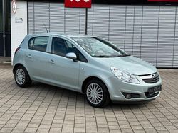 Grün Gebraucht 2009 Opel Corsa Edition Kleinwagen | 6.500 € (Teuer)