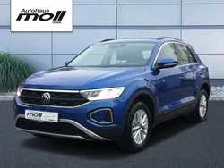 Ravennablau metallic Gebraucht 2023 VW T-Roc Life SUV | 21.490 € (Guter Preis)