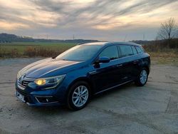 Blau Gebraucht 2017 Renault Mégane GrandTour Intens Kombi | 9.850 € (Fairer Preis)