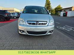Silber Gebraucht 2006 Opel Meriva Edition Van / Kleinbus | 3.999 € (Fairer Preis)