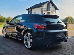 Schwarz Gebraucht 2011 VW Scirocco R Coupé | 13.000 € (Etwas zu teuer)
