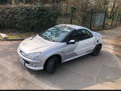 Silber Gebraucht 2005 Peugeot 206 CC Cabrio | 1.700 € (Etwas zu teuer)