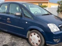 Blau Gebraucht 2010 Opel Meriva Van / Kleinbus | 1.750 €