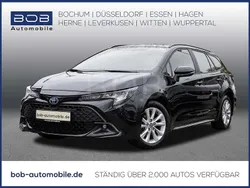 Schwarzmetallic (schwarz) (schwarz) Gebraucht 2023 Toyota Corolla Comfort Kombi | 25.333 € (Fairer Preis)