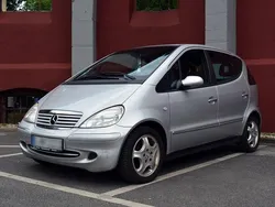 Silber Gebraucht 2000 Mercedes A140 Avantgarde Limousine | 1.800 € (Fairer Preis)