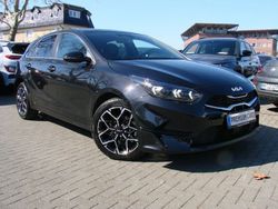 Schwarz Gebraucht 2024 Kia Ceed Limousine | 21.480 € (Superpreis)