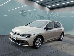 Silber Gebraucht 2024 VW Golf VIII Kleinwagen | 26.749 € (Guter Preis)