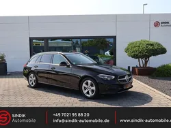 Schwarz Gebraucht 2022 Mercedes C200 Avantgarde Limousine | 28.980 € (Fairer Preis)
