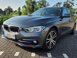 Grau Gebraucht 2017 BMW 320 Sport Line Kombi | 18.500 € (Fairer Preis)