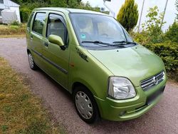 Grün Gebraucht 2001 Opel Agila Kleinwagen | 350 € (Guter Preis)
