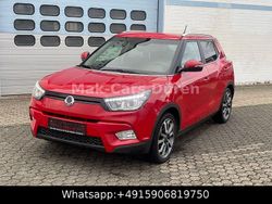 Rot Gebraucht 2016 Ssangyong (KGM) Tivoli Crystal SUV | 5.990 € (Guter Preis)