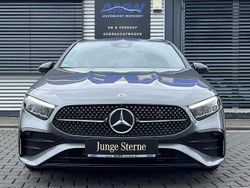 Grau Gebraucht 2023 Mercedes A200 AMG line Kleinwagen | 29.800 € (Fairer Preis)