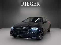 Schwarz Gebraucht 2024 Mercedes E200 Avantgarde Limousine | 43.899 € (Fairer Preis)