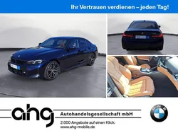 Blau Gebraucht 2024 BMW 330 M Sport Limousine | 52.930 €